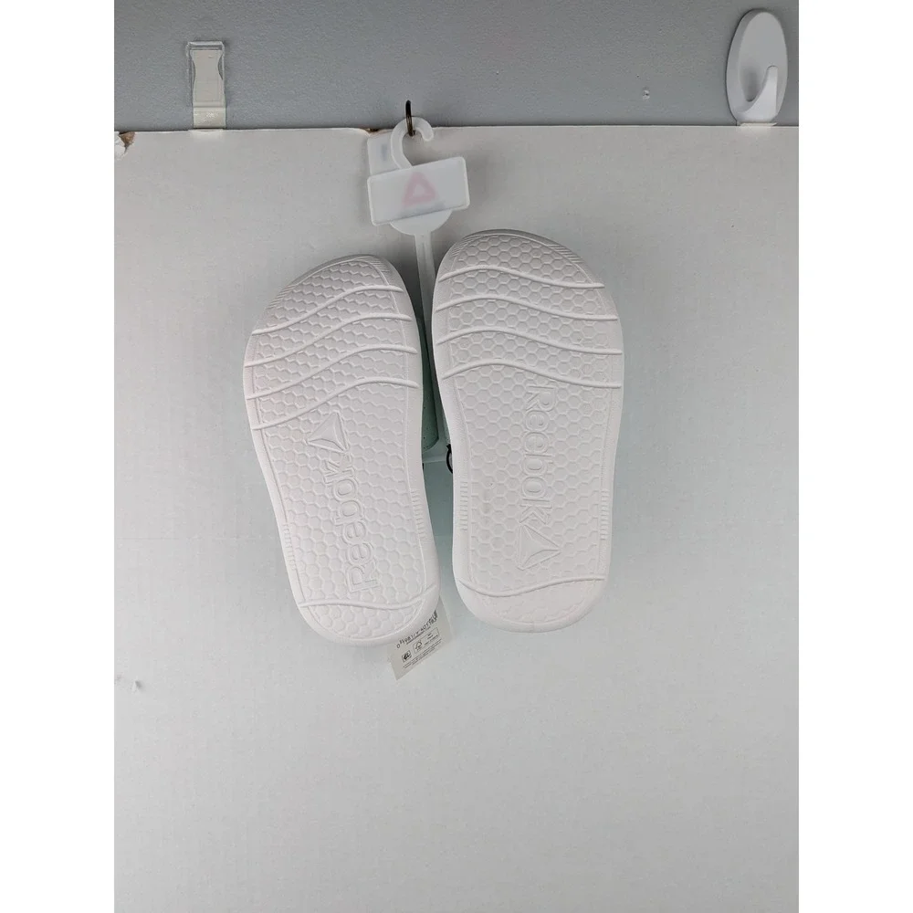 Reebok kids joy