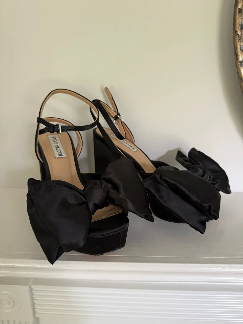 Steve Madden oversized bows