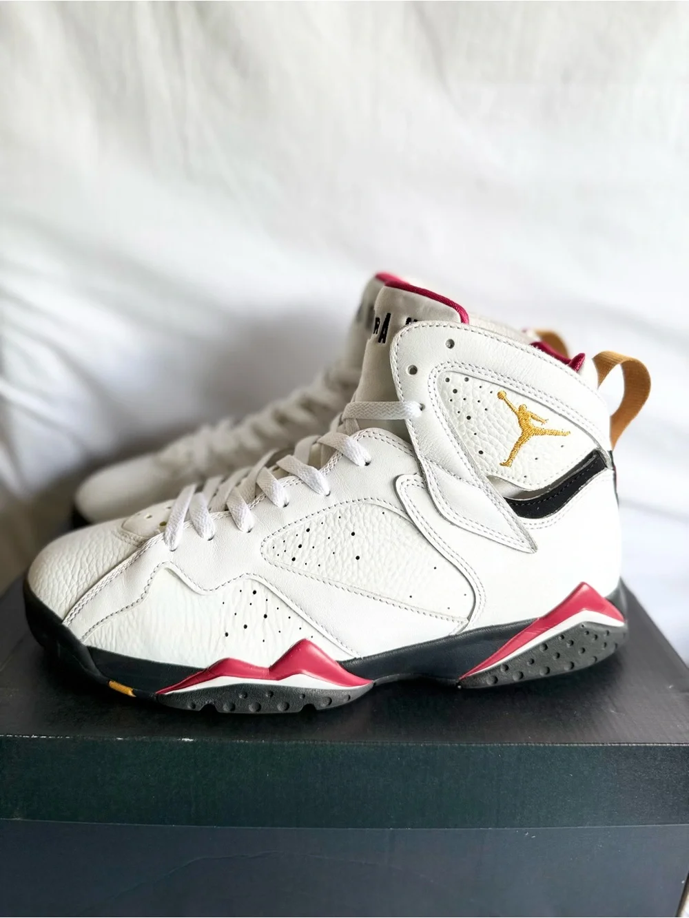 Jordan authentic retro