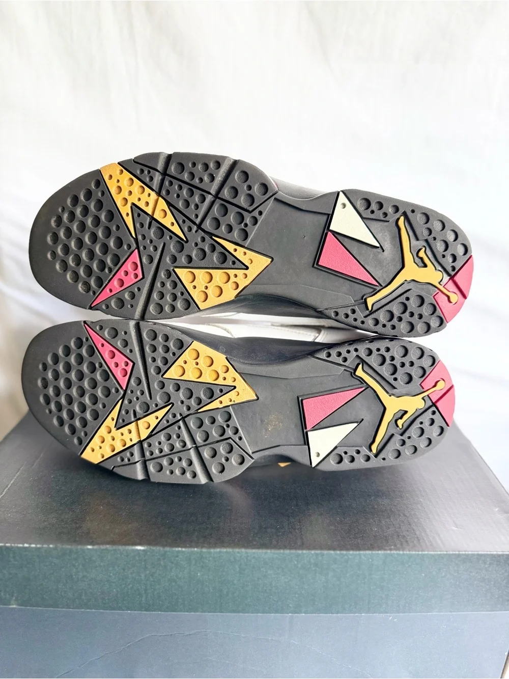 Jordan authentic retro