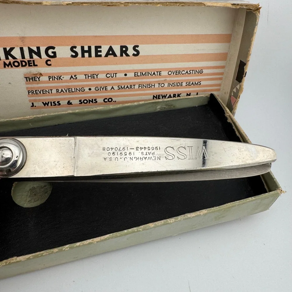 Wiss vintage model
