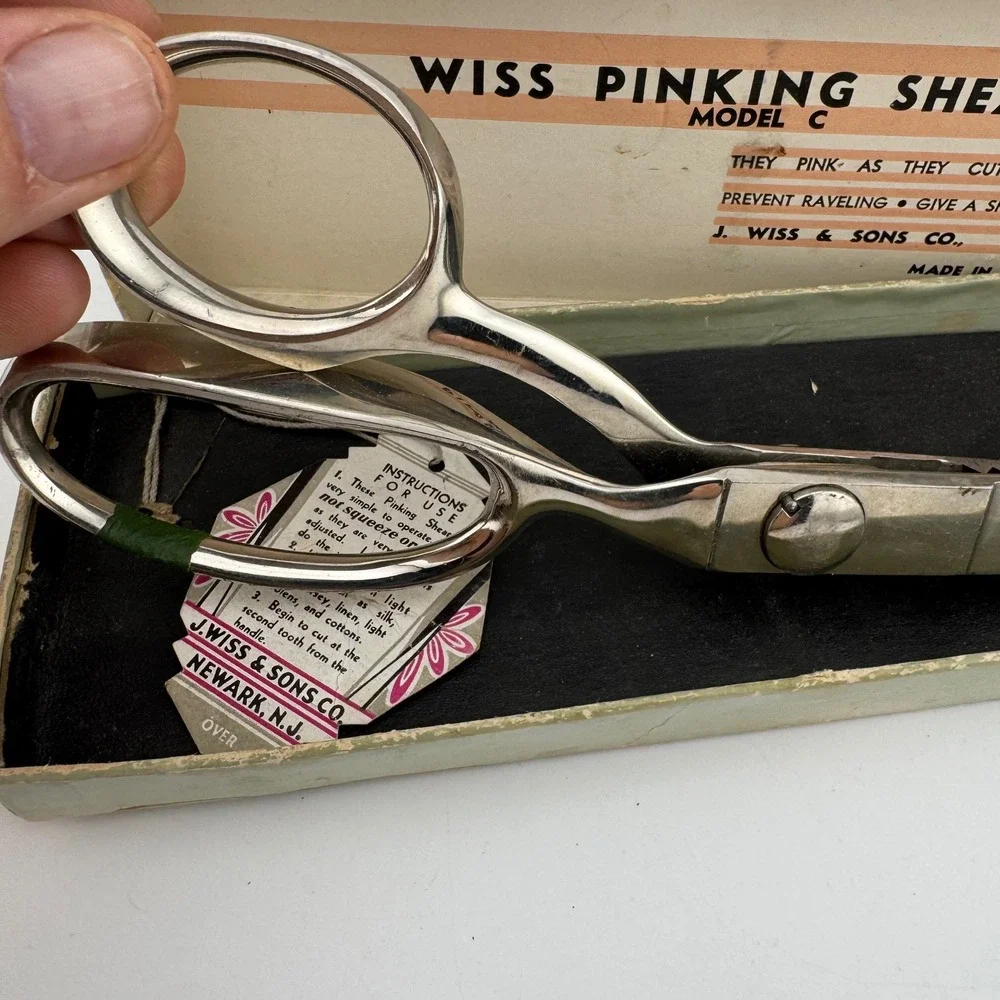 Wiss vintage model