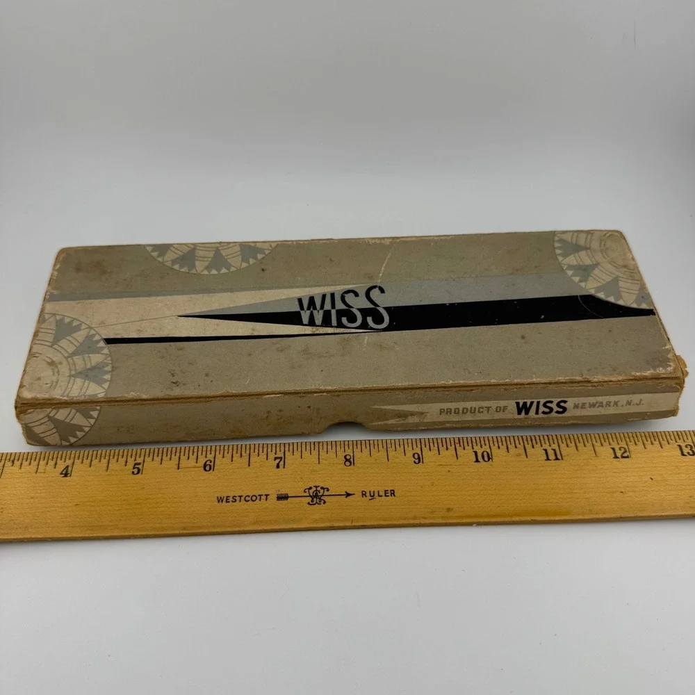 Wiss vintage model