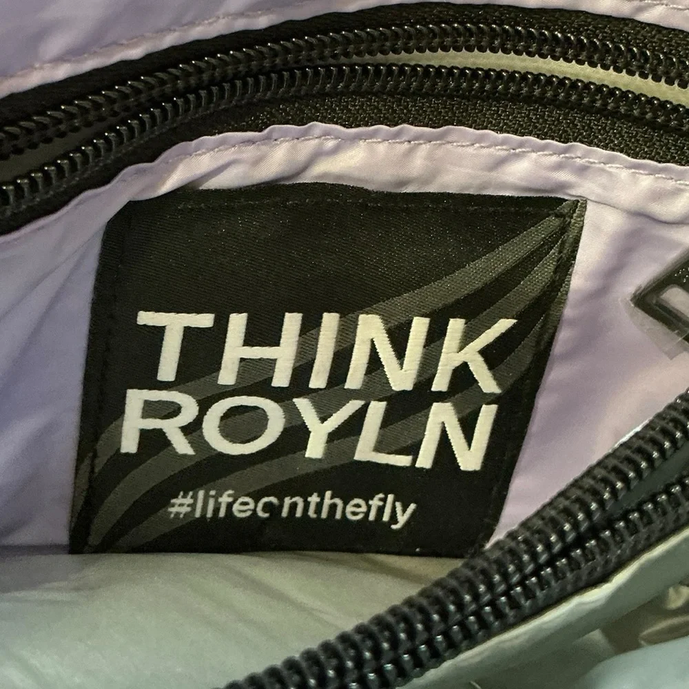 THINK ROYLN chic compact