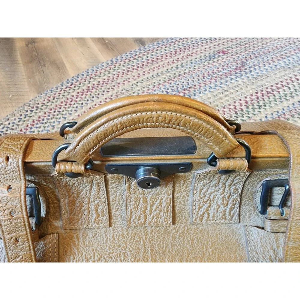 N/A age locking