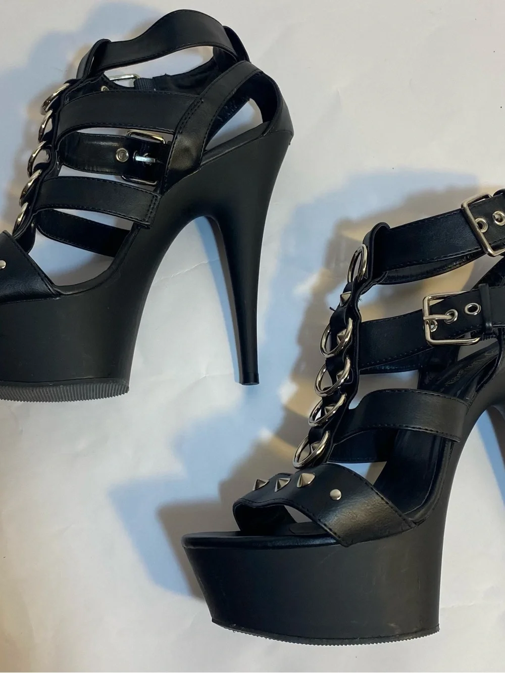 Pleaser edgy black