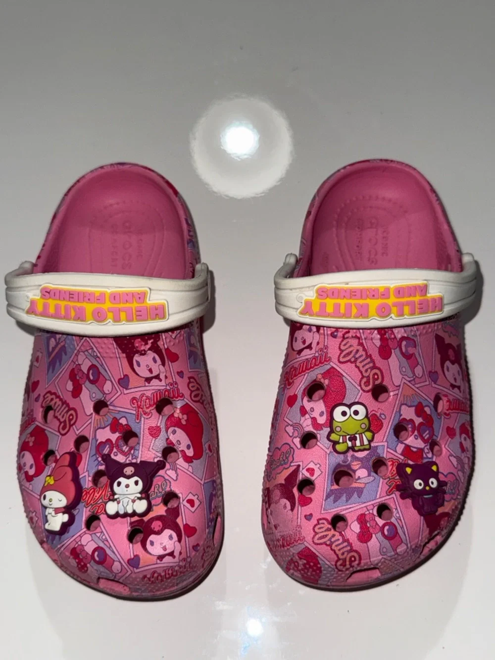 CROCS bright hello