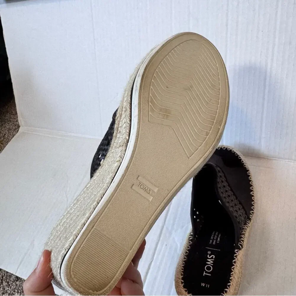 Toms Black Leather Peep Toe Espadrille Wedge Sandals Womens 11 Beachy Summer