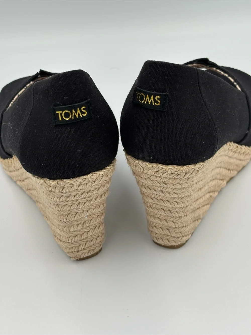Toms never worn