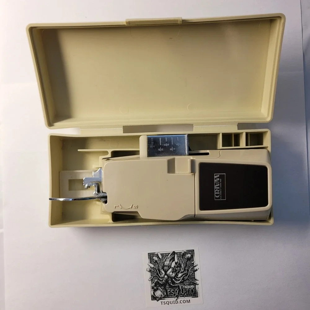 Montgomery Ward Automatic Buttonholer‎ 9259 Vintage Sewing Machine Attachment