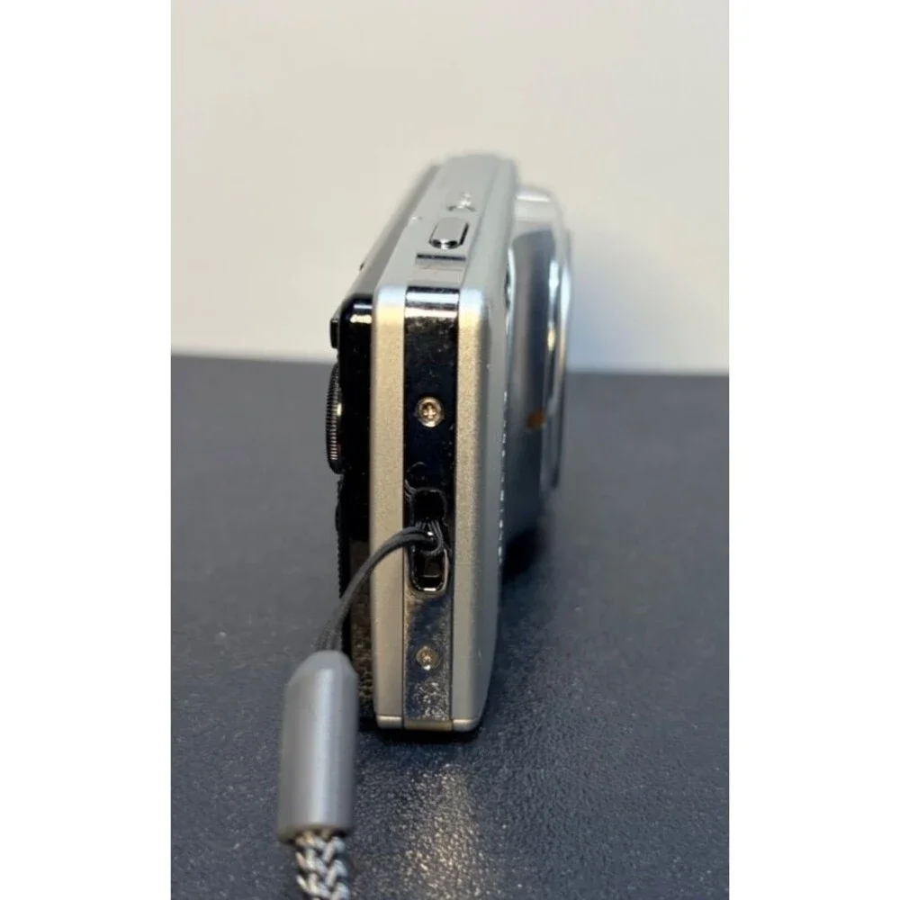 Olympus stylus 7010