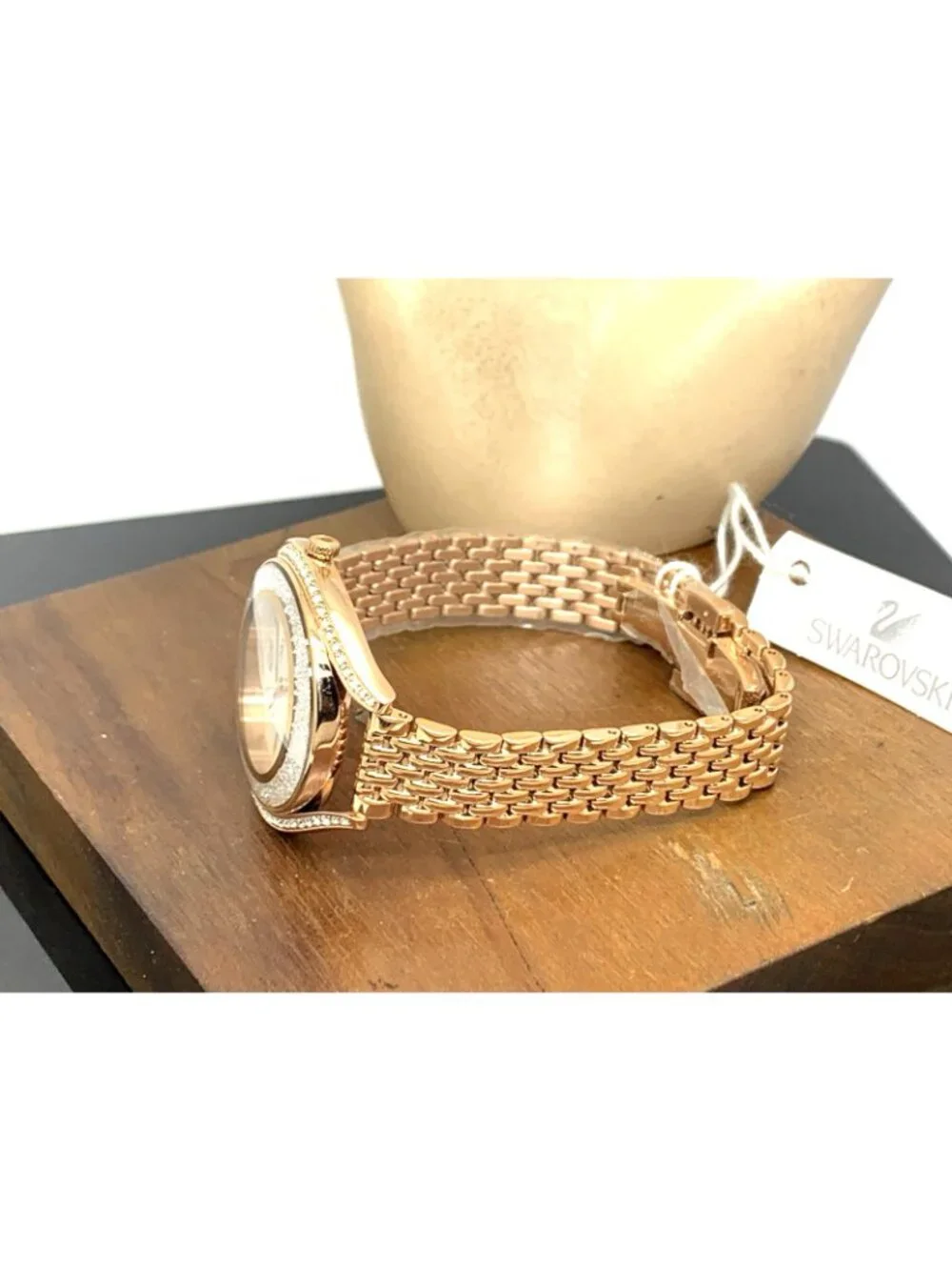 Swarovski crystalline aura