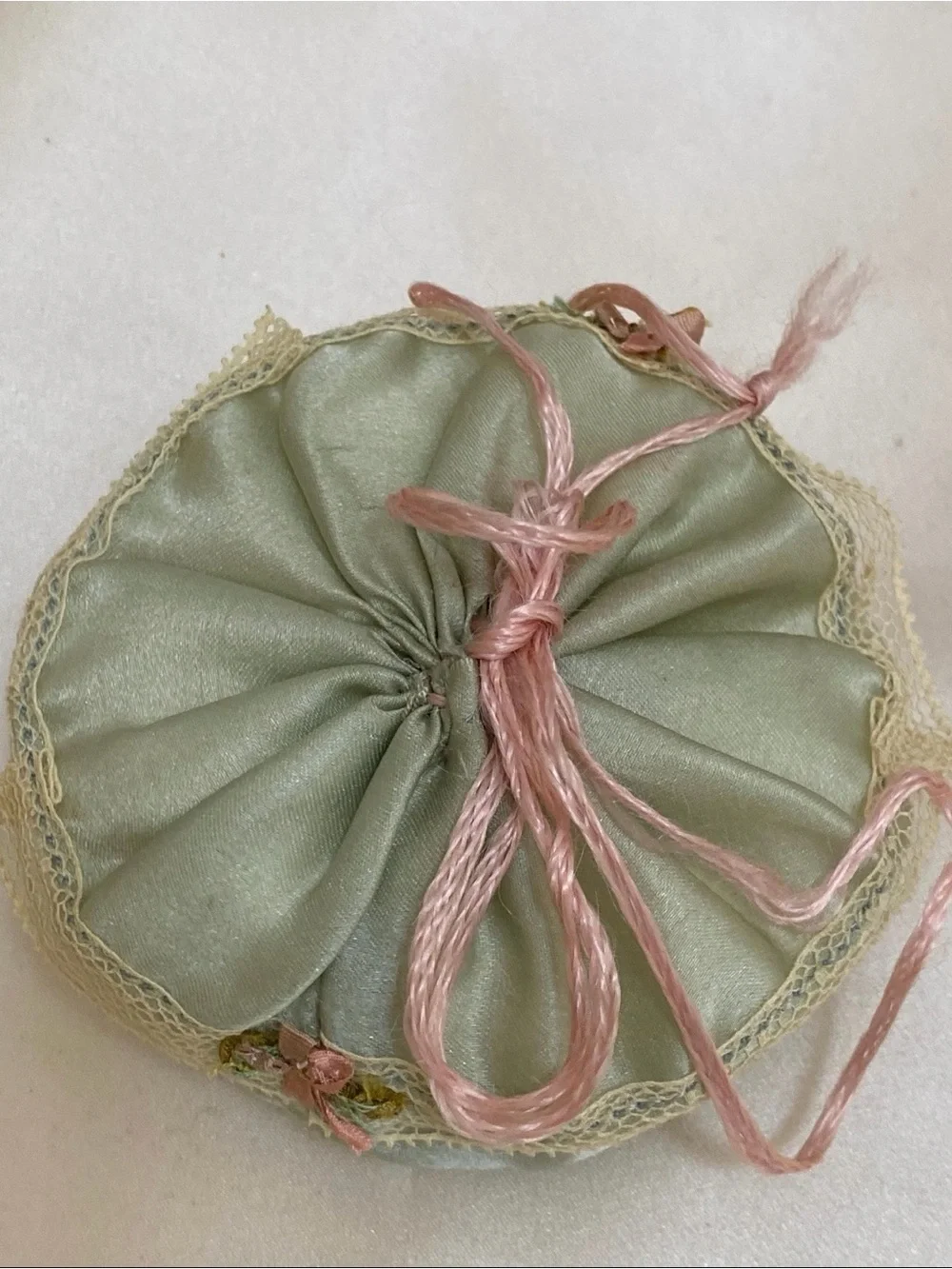 N/A beautiful antique