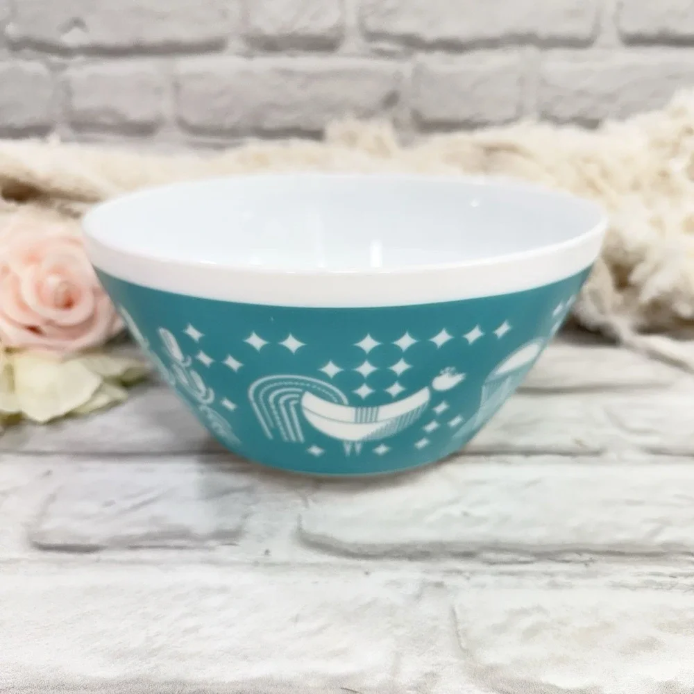 Vintage Charm Pyrex Inspired Rise n' Shine 2 Mixing Nesting Bowl Teal  10c & 6c