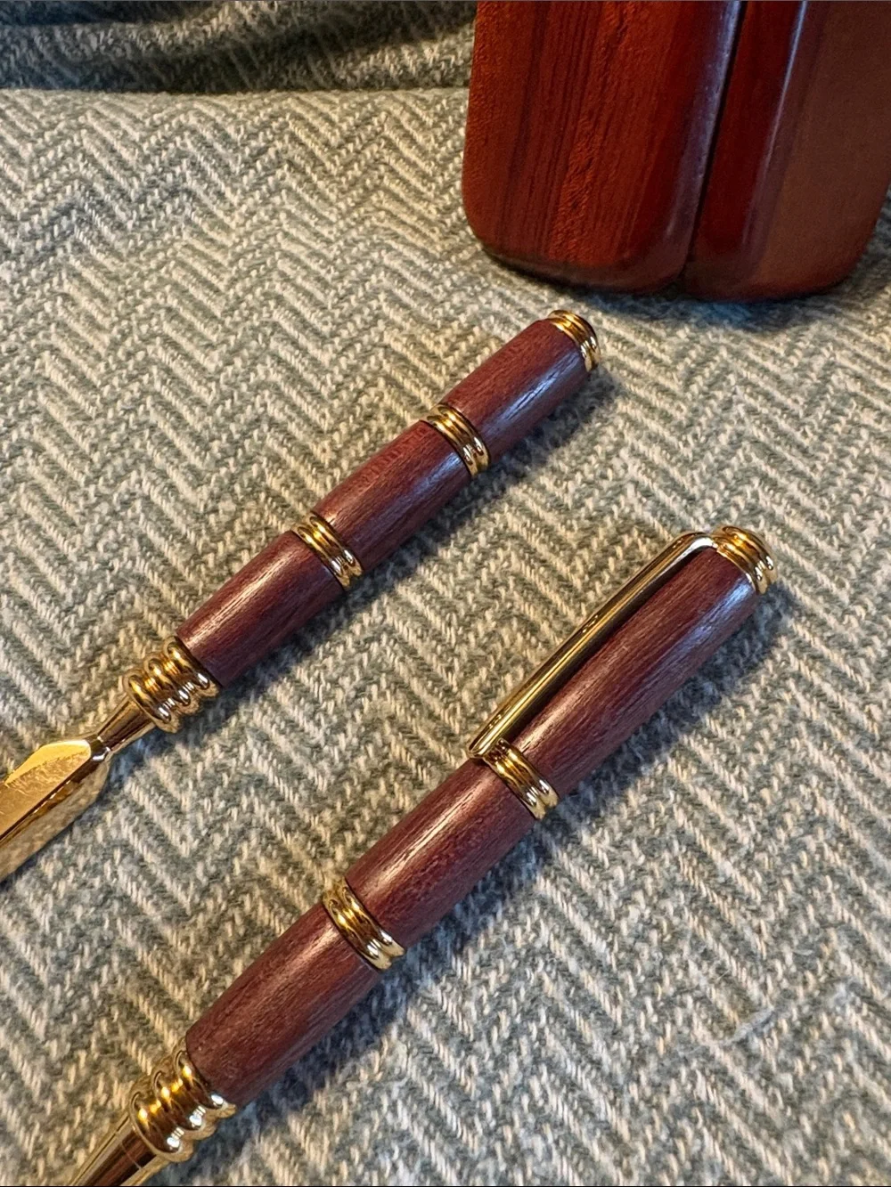unbranded elegant wooden