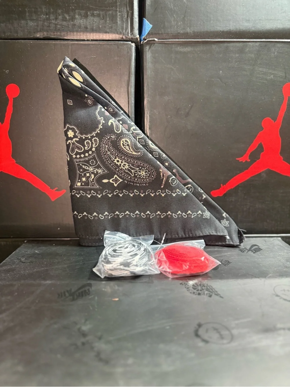 Jordan low top
