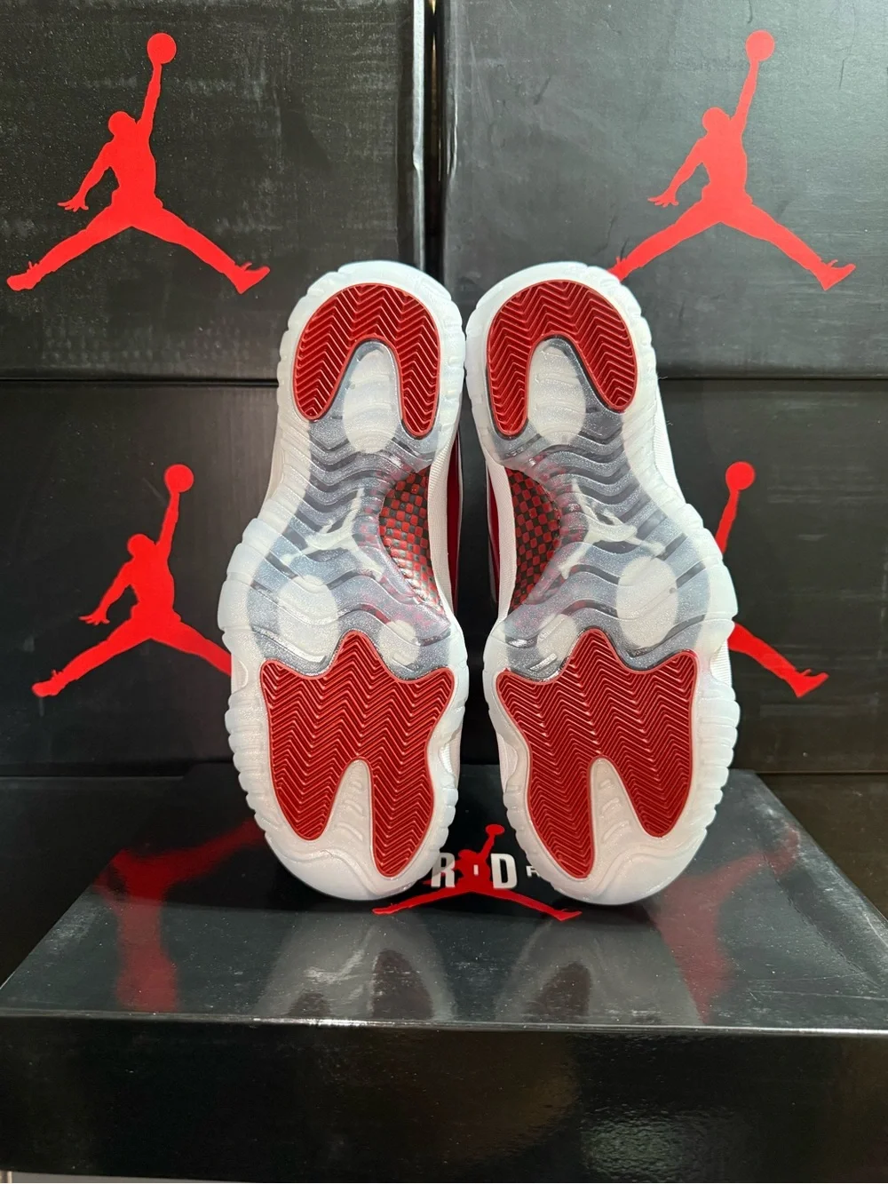 Jordan low top