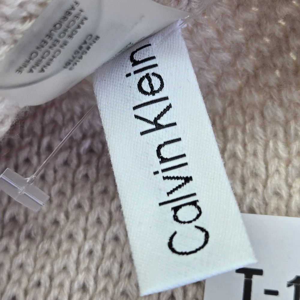 Calvin Klein *please carefully