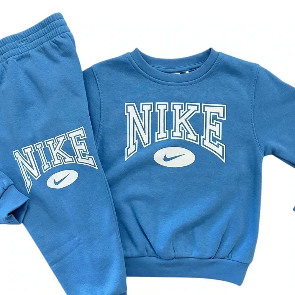Nike soft comfy