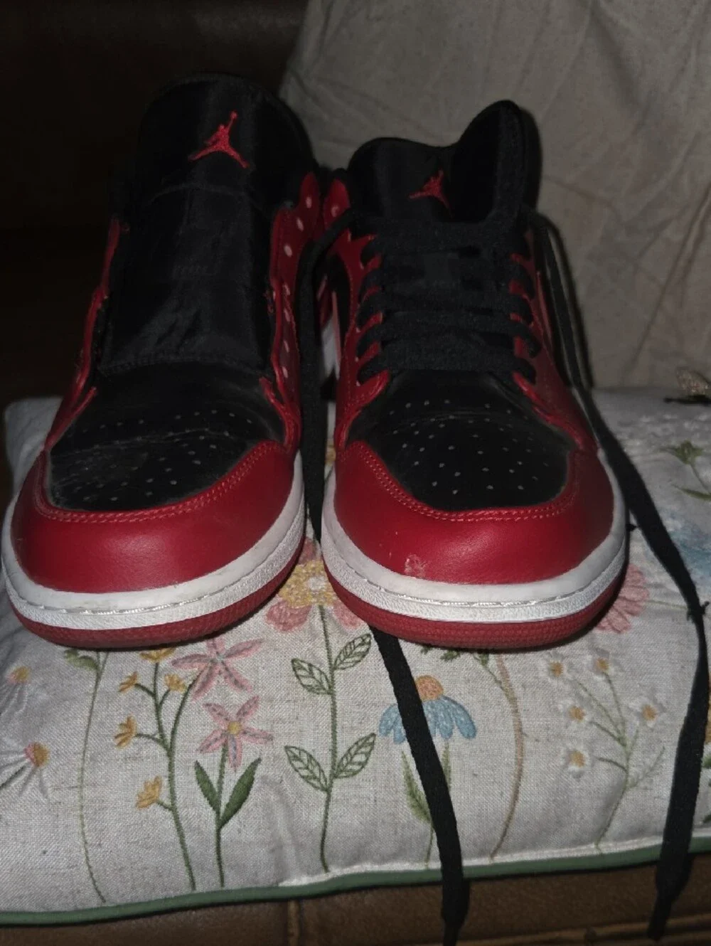 Jordan Men's Red and Black Low-Top Sneakers