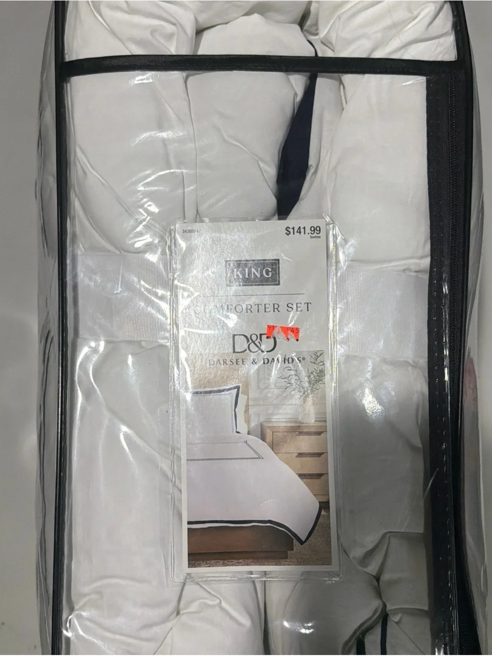 Darsey & David's King Comforter Set in White with Navy Trim
