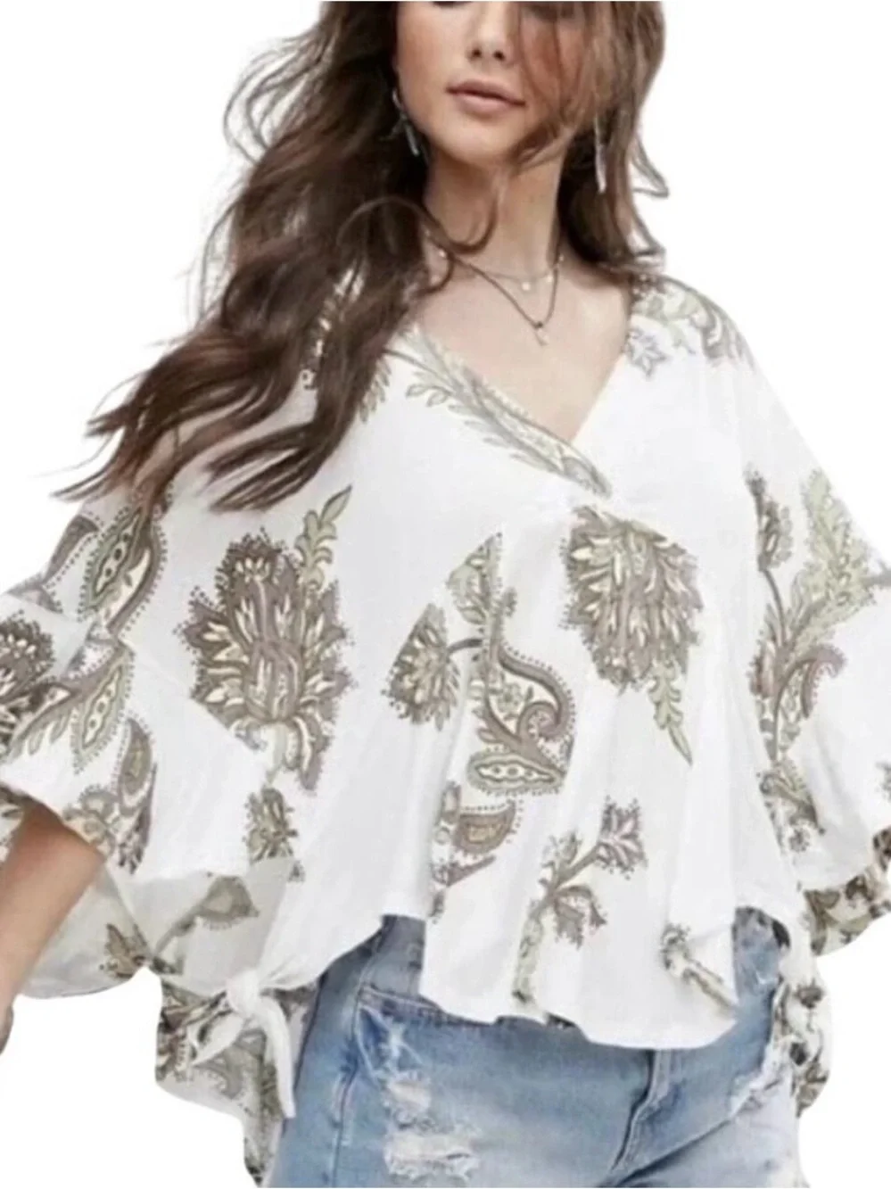 Free People Maui Wowie White Paisley V-Neck Flutter Sleeve Top Blouse Size XS