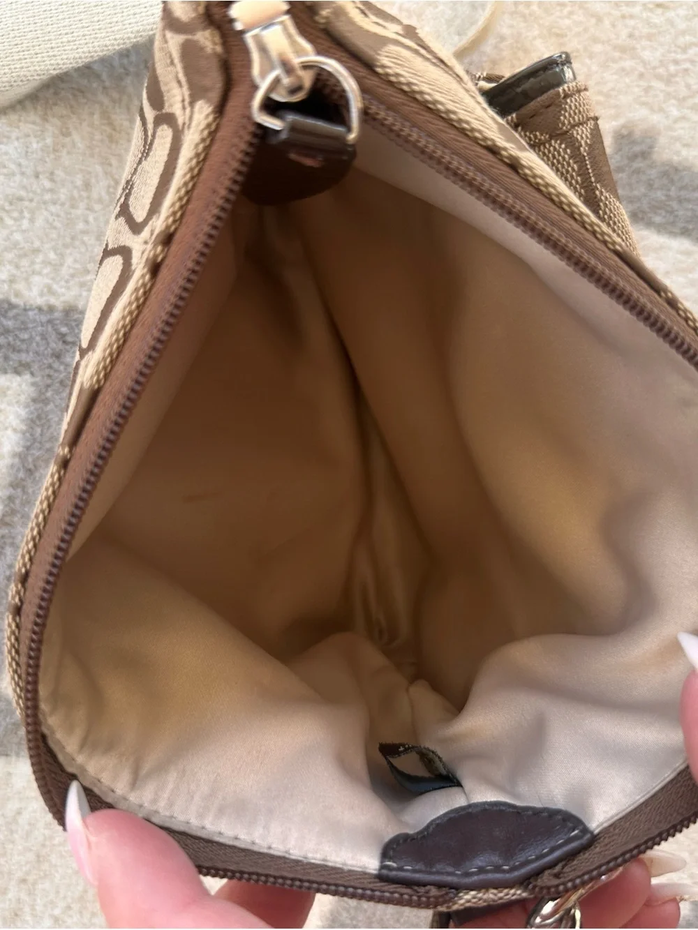 Coach crossbody signature