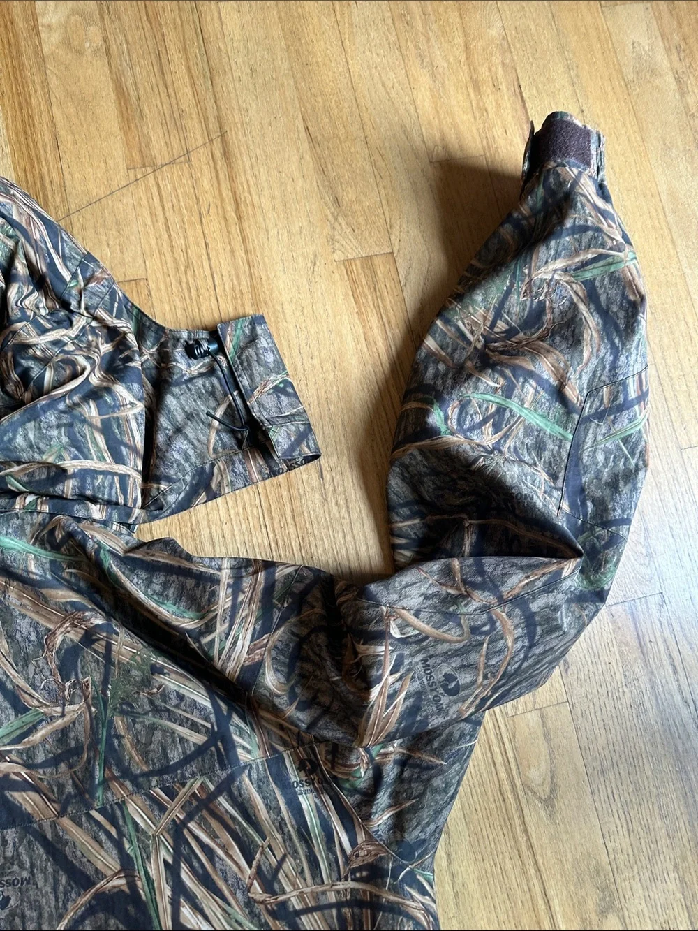 Cabela’s XL Tall Camouflage Hooded Outdoor Jacket - Brown/Green Camo