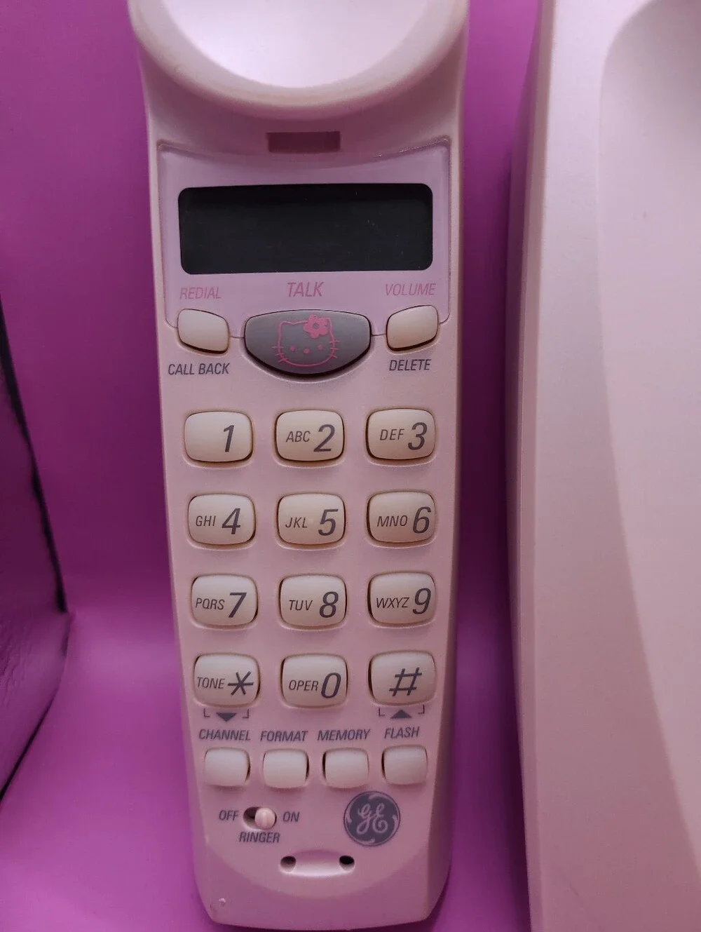 Hello Kitty this phone