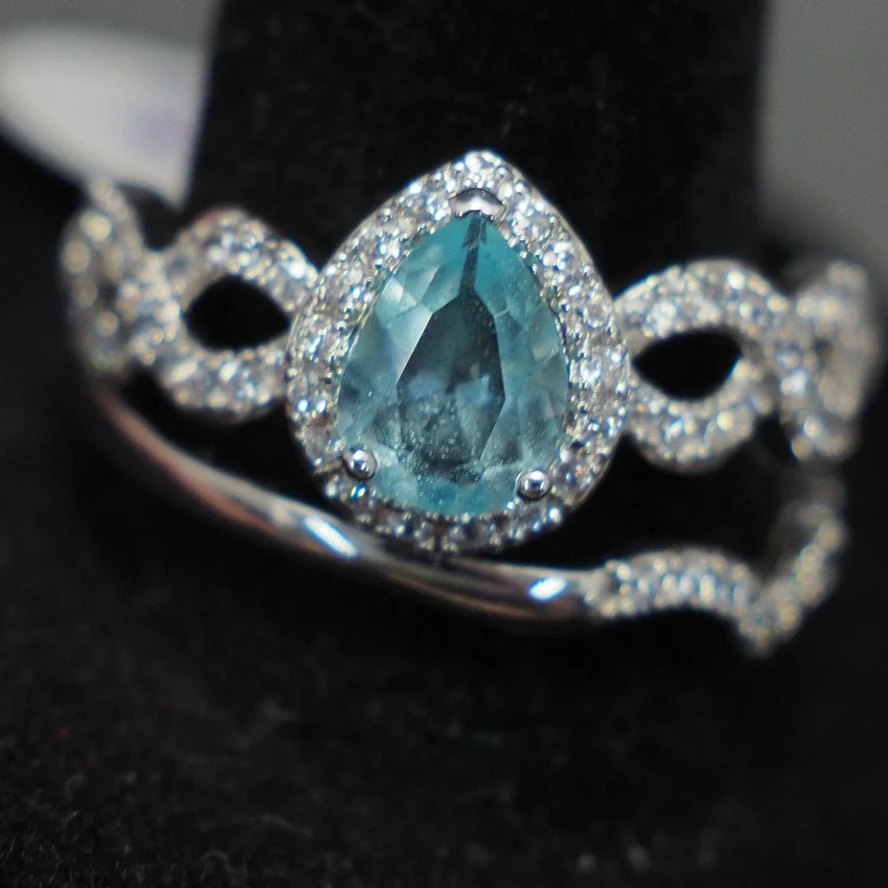 Unbranded this ring