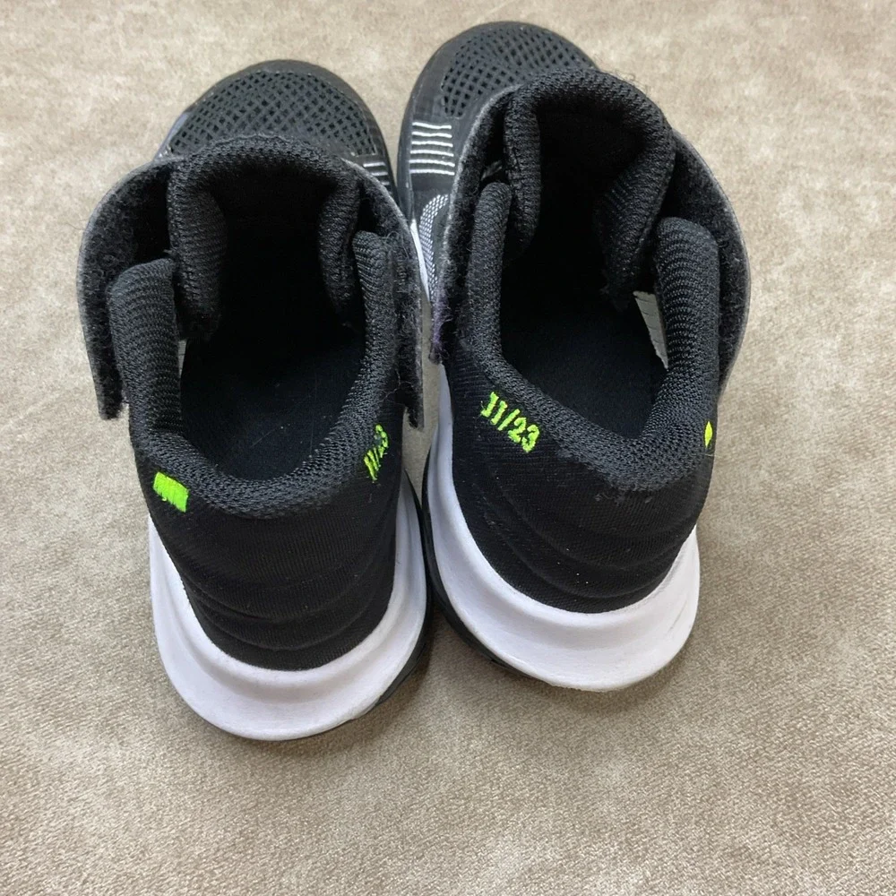 Nike x Kyrie pre owned