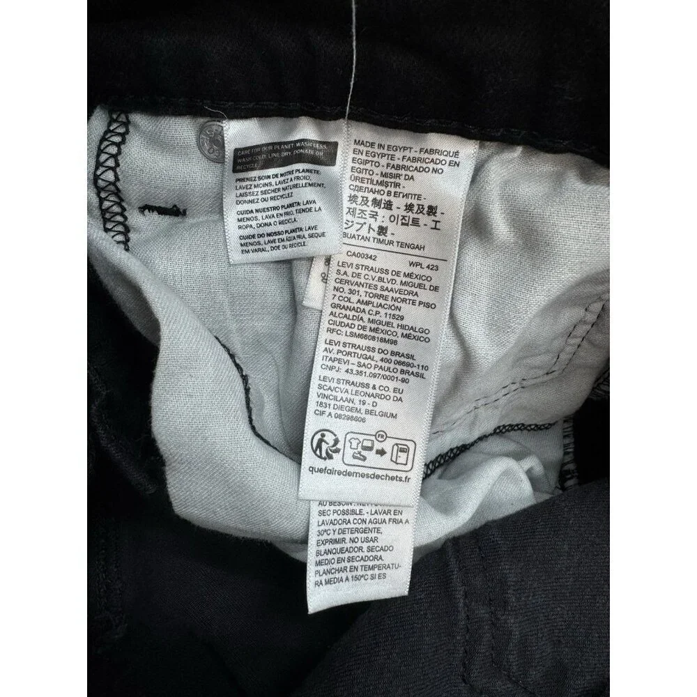 Levis levis 502