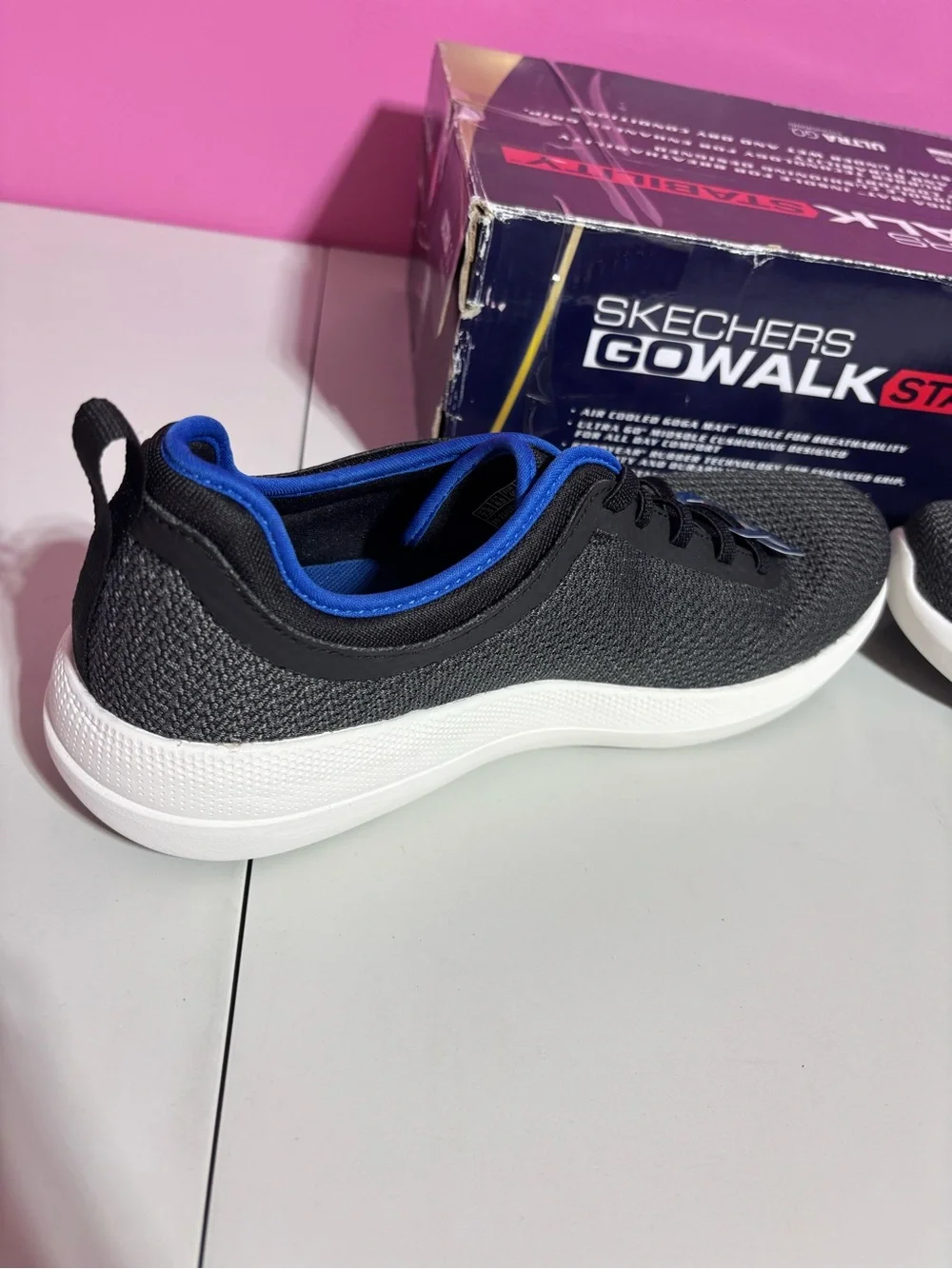 Skechers brand new