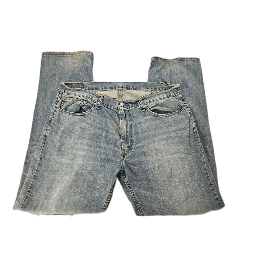 Levis comfortable jeans