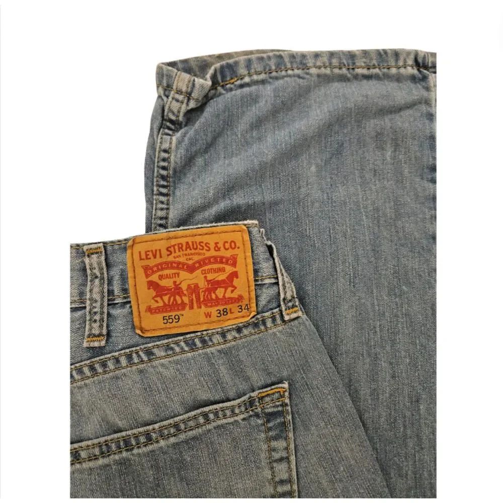 Levis comfortable jeans