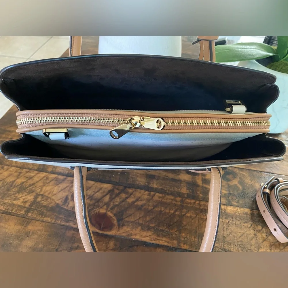 RADLEY LONDON white structured