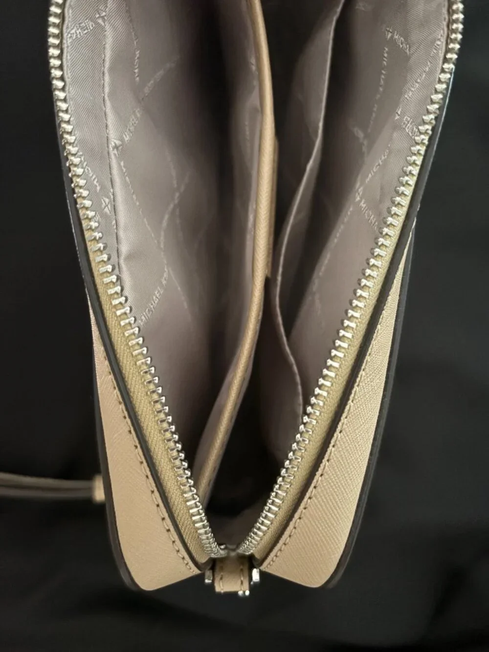 Michael Kors Jet Set East West Crossbody Bag Blush Saffiano Leather Silver