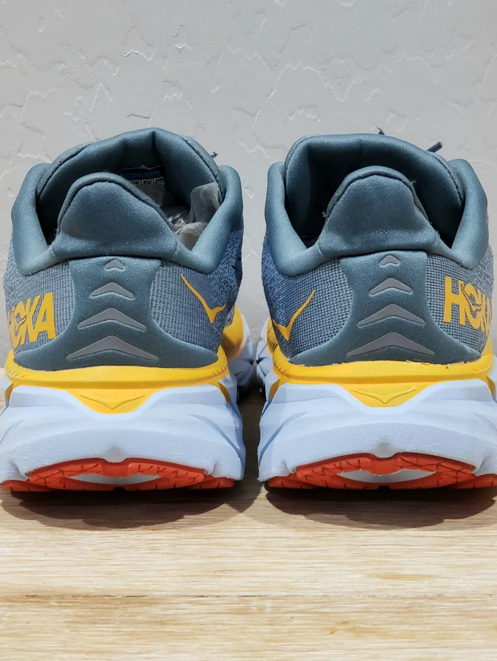 Hoka One One hoka one