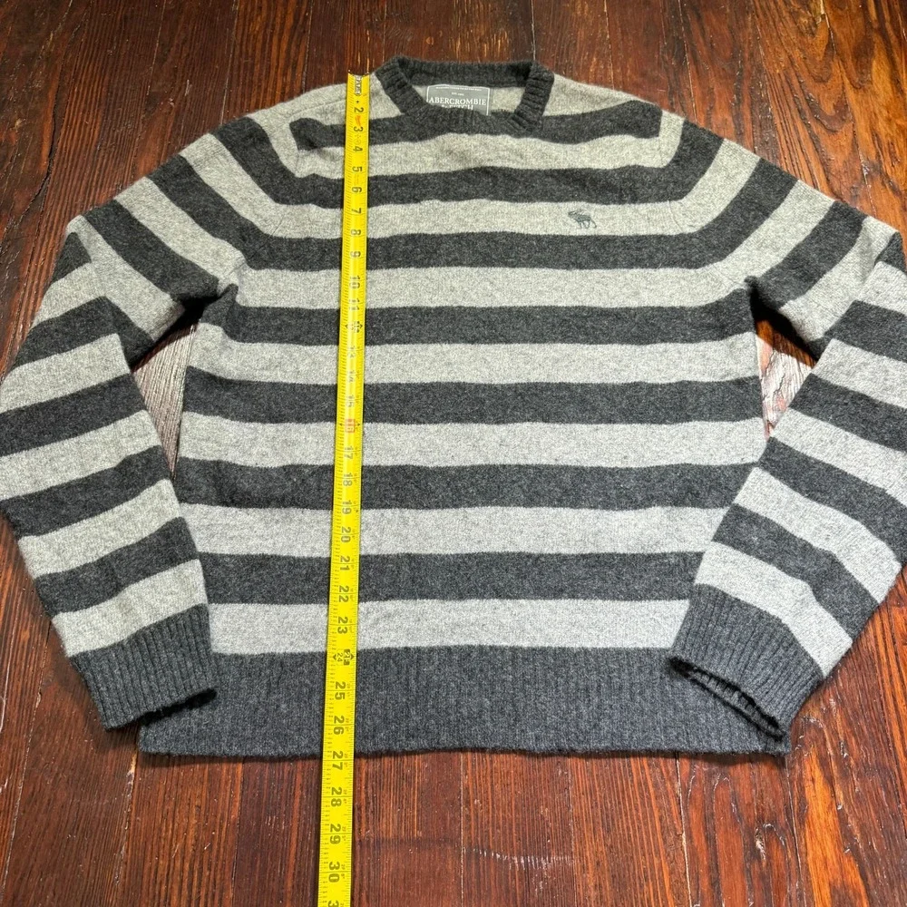 Abercrombie & Fitch item good