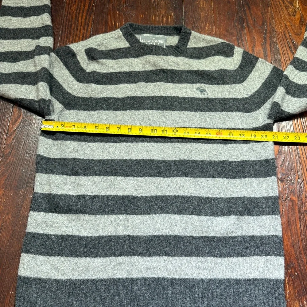 Abercrombie & Fitch item good