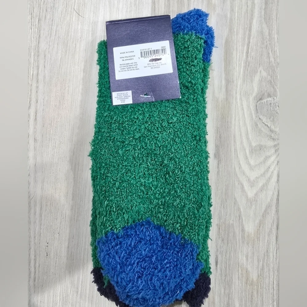 GAP men green
