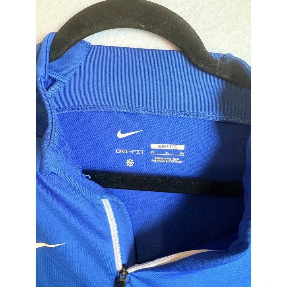 Nike shirt keywords