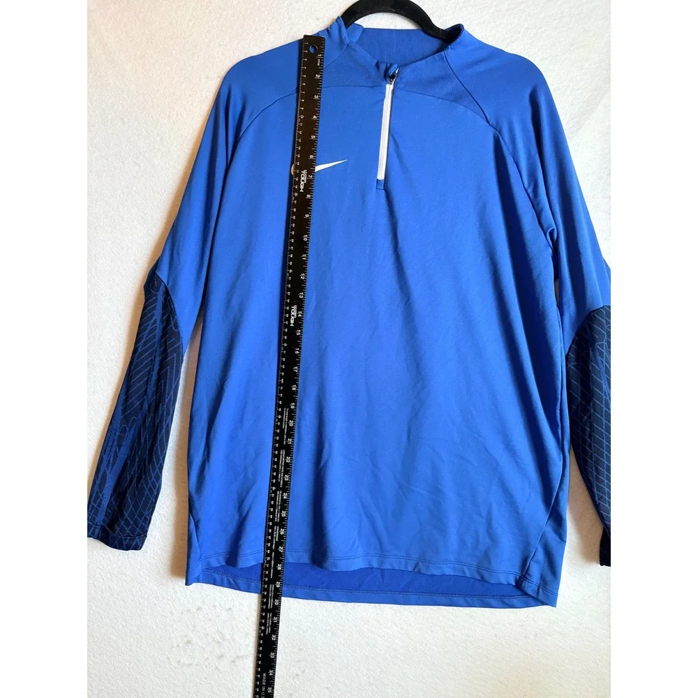 Nike sportswear soccer slim