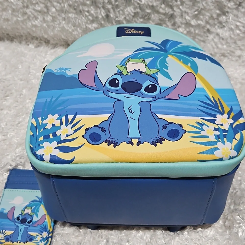 Loungefly front offers id