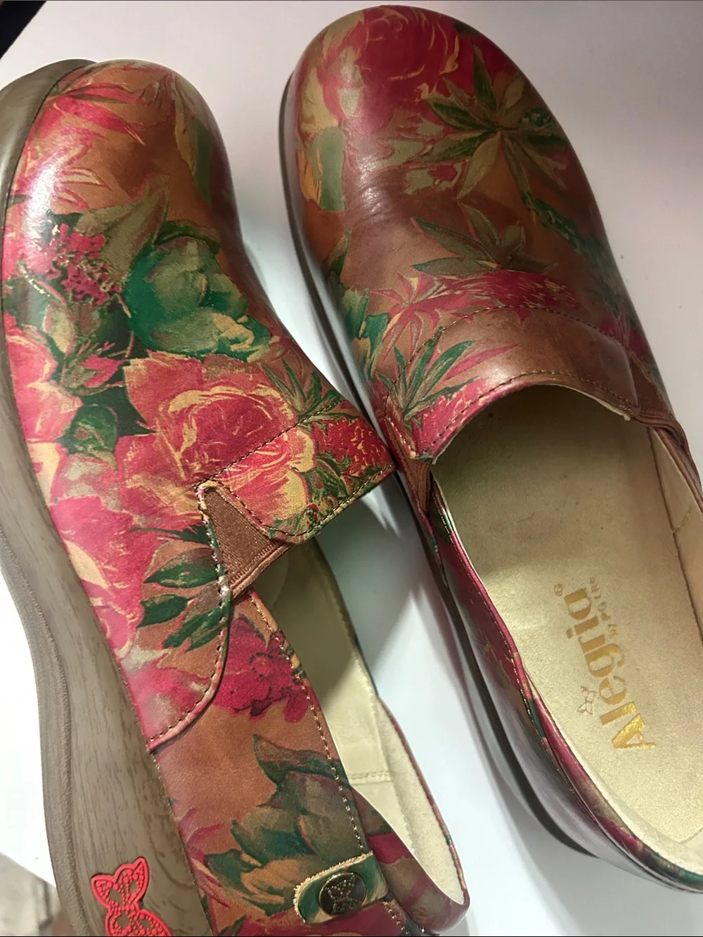 Alegria leather slip