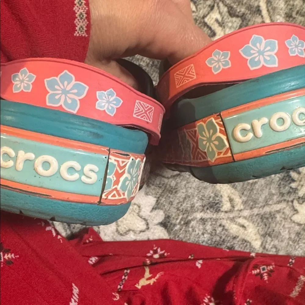 Disney Moana Crocs