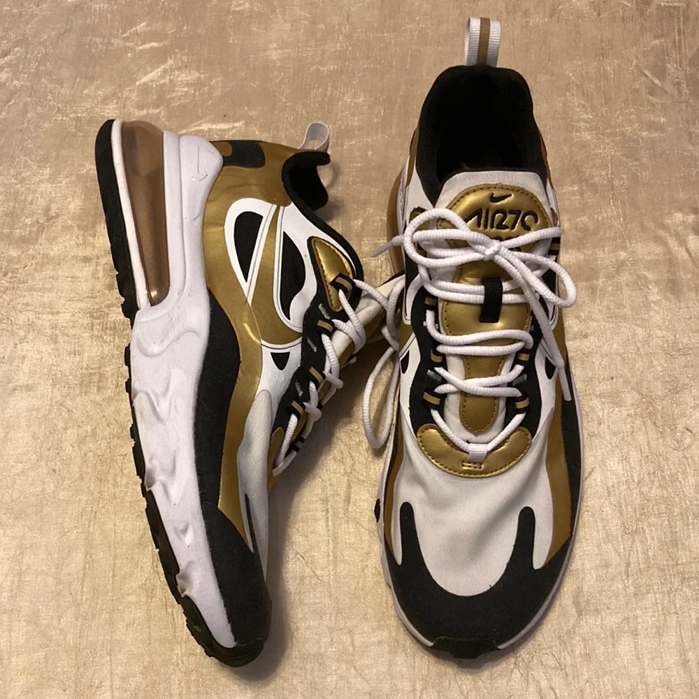 Nike Air Max 270 React | White Metallic Gold