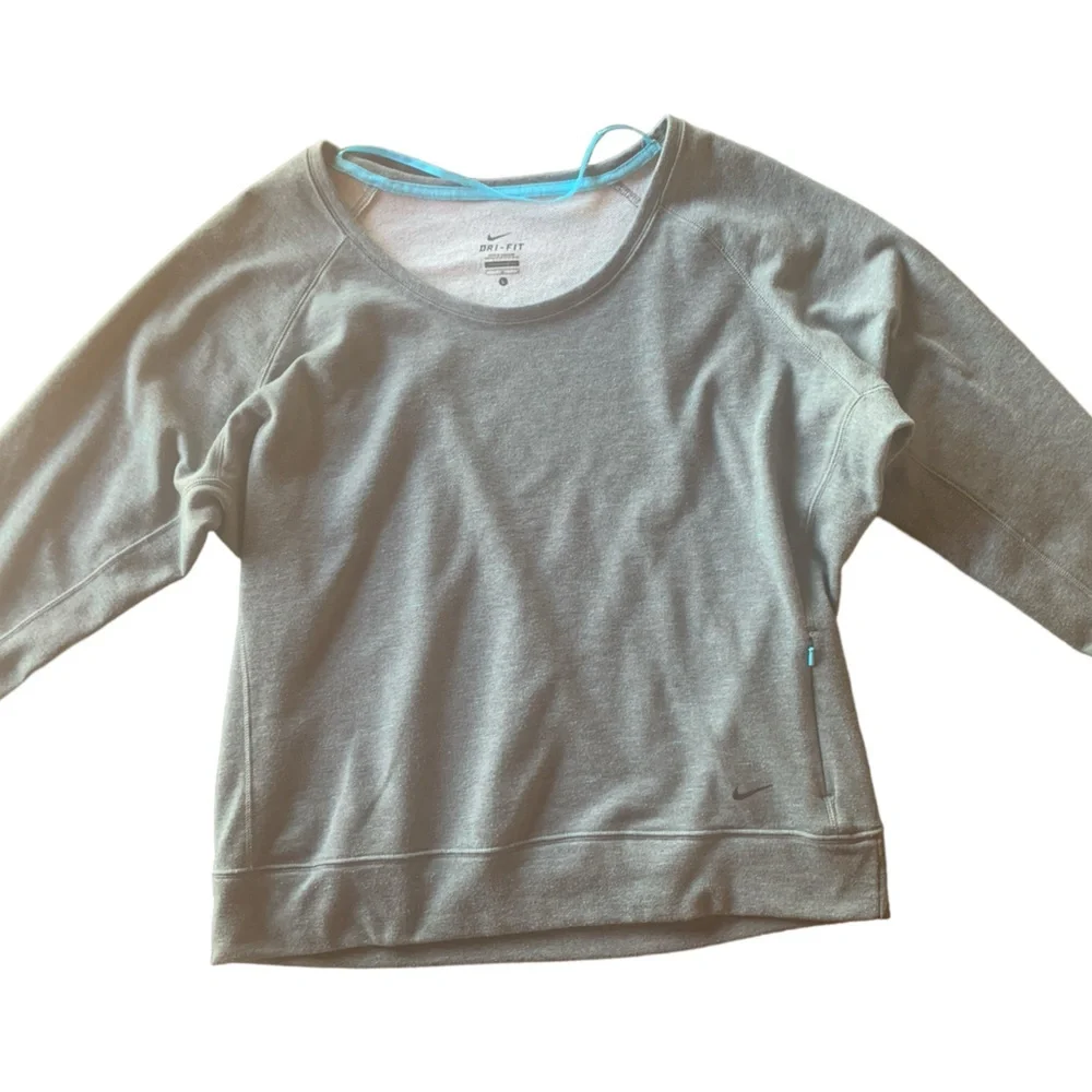 Nike Dri-Fit Women’s Large Sweatshirt Scoop Neck Boxy Gray & Turquoise Lounge