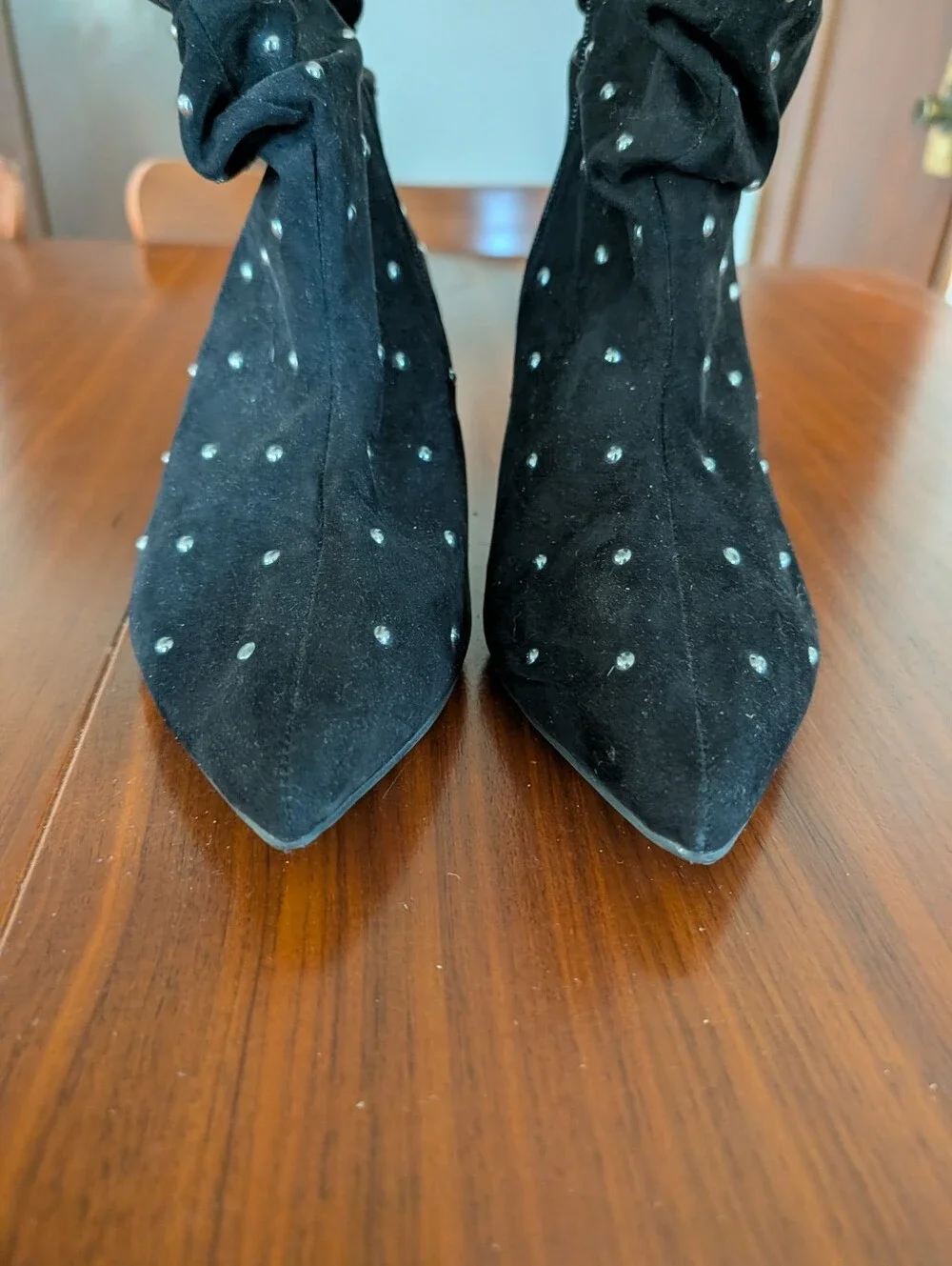 Torrid Black Studded Suede Pointed Toe Ankle Boots Size 9w Pre Owned
