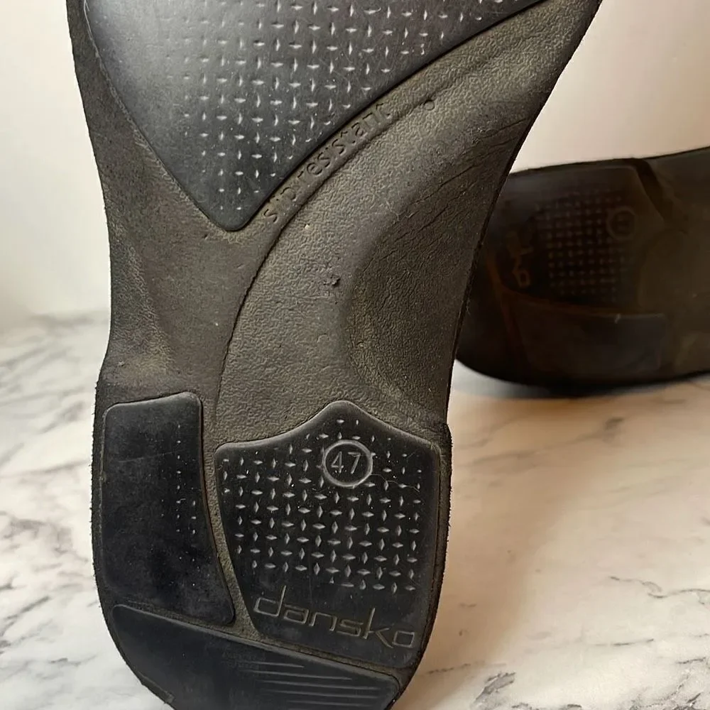 Dansko good creasing